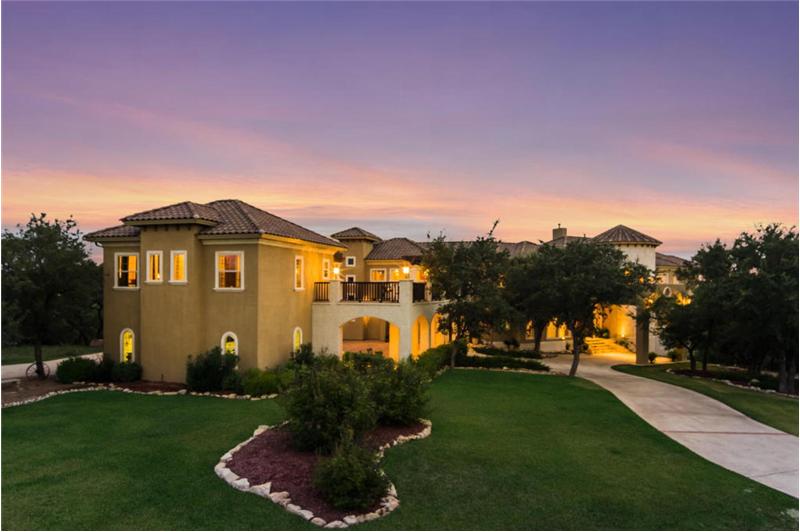 413 Upland Ct, Canyon Lake, TX