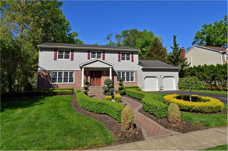 53 Truman Drive, Marlboro, NJ