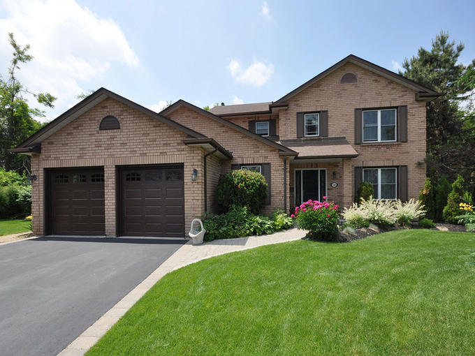 Thompson Drive, Georgetown, ON